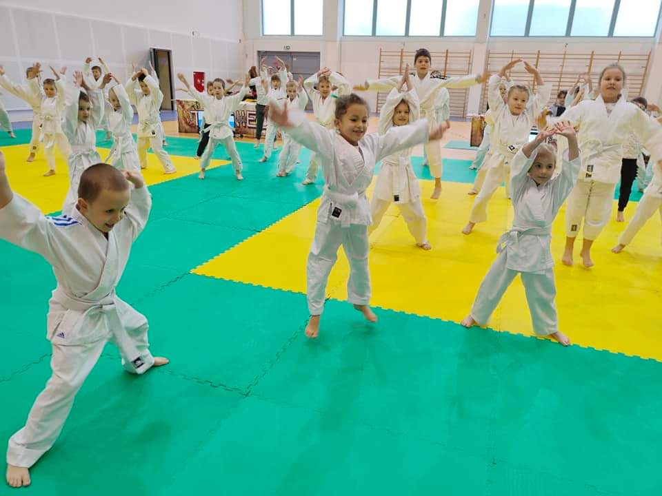 Mikołajkowy Trening Judo dla najmłodszych i Mikołajkowy Turniej Judo w Maszewie Dużym