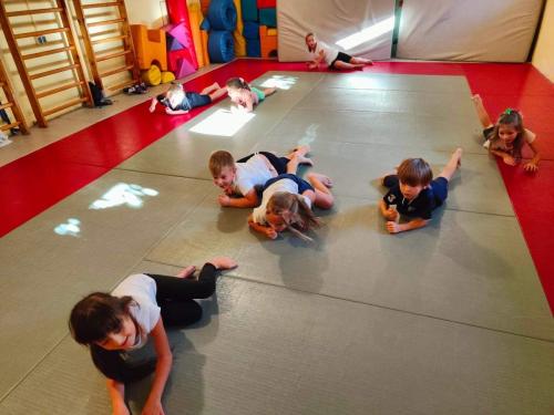 1A049F51-832F-469D-9312-C9F7C0A00E29