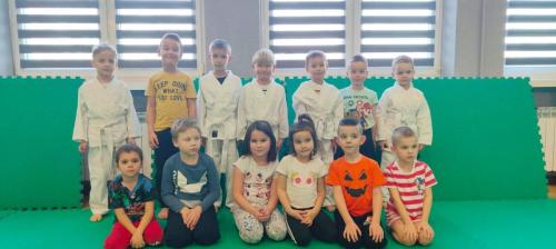 20DA0C98-757D-492B-ACDC-E96C693D68AC