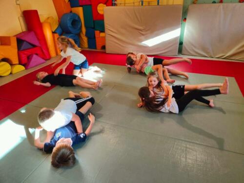 2FBF8DE2-6640-4BC3-8888-6FCA82F33C1B