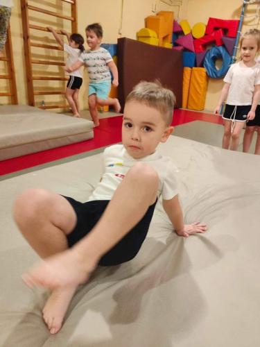 4638EF42-4915-424A-AEC6-C3200FAF3A67