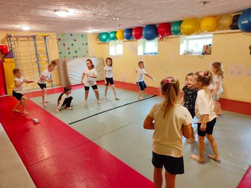 ADE27F3A-AFF1-48D1-BCE4-C395CEE46777