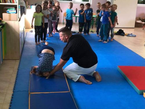 F4AA8F6C-3EB5-456E-8028-0BB70852C5B3